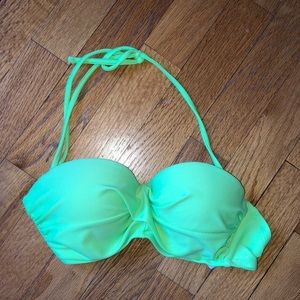 ❌ SOLD ❌ green bikini top